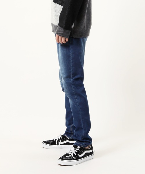 TopIsm(トップイズム)の「スーパーストレッチ カットデニムテーパードパンツ(デニムパンツ・メンズ・ブラック/ブルー/インディゴブルー/ダークインディゴブルー/サックスブルー/ライトグレー/グレー・XL/M/L)」の9枚目の写真