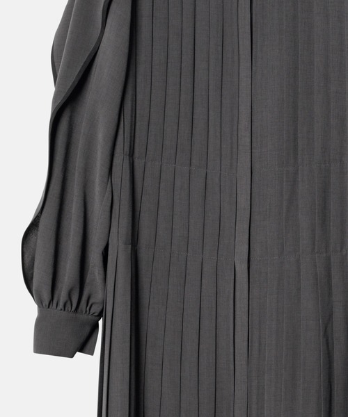 LE CIEL BLEU（ルシェルブルー）の「レイヤードスリーブプリーツドレス  