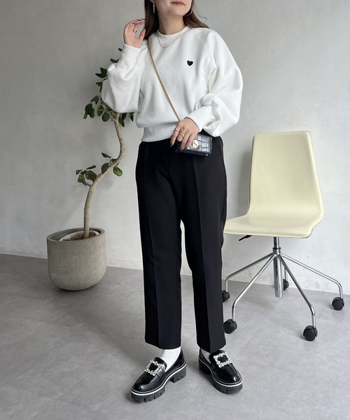 prose verse（プロズヴェール）の「ハート刺繍裏起毛スウェット（スウェット・レディース・グレー/ブラック/オフホワイト・ﾌﾘ-）」の4枚目の写真