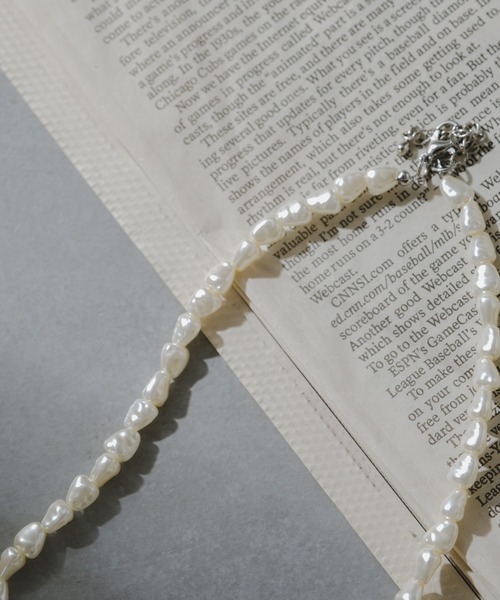 BIRTHDAY BAR（バースデイバー）の「パールライク ネックレス（ネックレス・レディース・ホワイト・フリー）」の4枚目の写真
