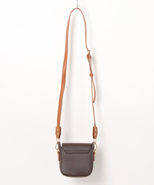 ISOOK(アイスー)の「【ISOOK / アイスー】フェイクレザーショルダーバッグ / サイズ展開あり レトロ ミニ ポーチ ZOZOTOWN限定(ショルダーバッグ・レディース・ブラウン・S/M)」の4枚目の写真