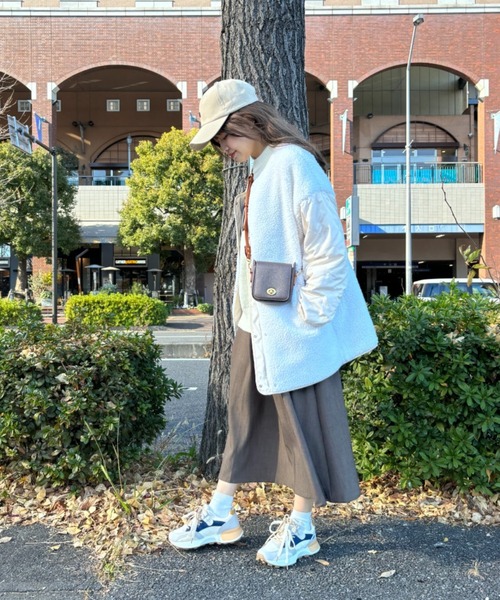 ISOOK(アイスー)の「【ISOOK / アイスー】フェイクレザーショルダーバッグ / サイズ展開あり レトロ ミニ ポーチ ZOZOTOWN限定(ショルダーバッグ・レディース・ブラウン・S/M)」の13枚目の写真