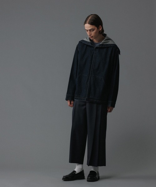 ADAM ET ROPE'(アダムエロペ)の「【コットンUSA】ルーズシルエット デニム フード ブルゾン / セットアップ対応 / UNISEX(デニムジャケット・メンズ・ネイビー/ブラック系その他・L/M)」の17枚目の写真