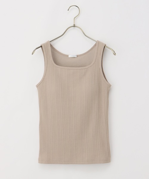 Honeys(ハニーズ)の「カップ付きスクエアネックタンクトップ(タンクトップ・レディース・オフホワイト/グレイッシュベージュ/ブラック/ピンク/モカ/ミント・LL/L/M/S)」の3枚目の写真