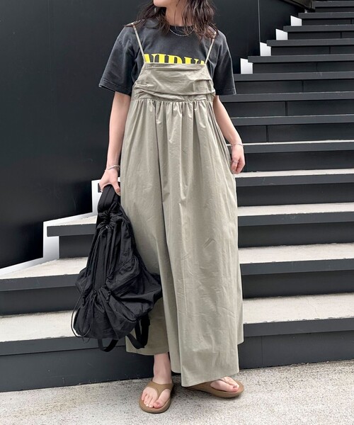 fredy emue（フレディエミュ）の「タックデザインギャザーキャミワンピース（ワンピース・レディース・ブラック/カーキ・38）」の8枚目の写真