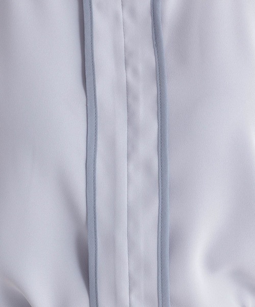 Andemiu（アンデミュウ）の「フロントアクセブラウス109466（シャツ/ブラウス・レディース・アイボリー/ブルー/ネイビー/ベージュ/ネイビー×ホワイト・FREE）」の8枚目の写真