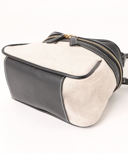 natural couture(ナチュラルクチュール)の「コンビバニティBAG(ショルダーバッグ・レディース・ブラック/ブラウン・FREE)」の4枚目の写真