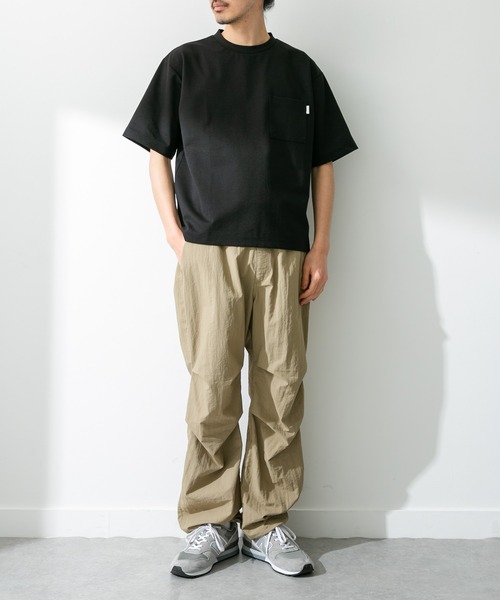URBAN RESEARCH Sonny Label（アーバンリサーチサニーレーベル）の「ポンチポケット付ショートスリーブTシャツ（Tシャツ/カットソー・メンズ・ブラック/グレー系その他/ブラウン系その他/グリーン系その他/ホワイト/ライトカーキ/ブルー/チャコールグレー・MEDIUM/LARGE/X-LARGE）」の13枚目の写真