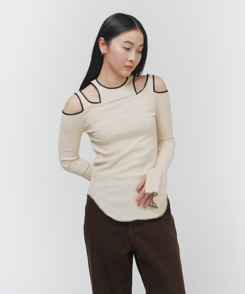 THINGS THAT MATTER（シングス ザット マター）の「NOTCH DESIGN TERECO RIB TOPS / ノッチデザインテレコリブトップス（Tシャツ/カットソー・レディース・ブラック/グレー/ピンク/ライトグレー/ベージュ/ライム/ラベンダー・FREE）」の11枚目の写真