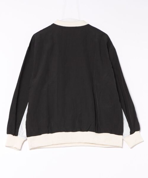 Ritzy（リッツィー）の「プリントVネックゲームシャツ ロンT（Tシャツ/カットソー・レディース・ブラック・FREE）」の4枚目の写真