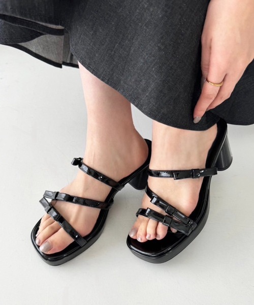 one after another NICE CLAUP（ワンアフターアナザーナイスクラップ）の「ストーム付きリボンストラップサンダル（サンダル・レディース・レッド/シルバー/ブラック・S/M/L）」の4枚目の写真