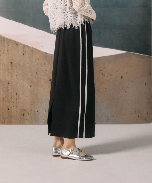SENSE OF PLACE by URBAN RESEARCH（センスオブプレイスバイアーバンリサーチ）の「ラメラインスカート（スカート・レディース・ブラック/ベージュ/チャコールグレー/カーキ・ONE）」の19枚目の写真