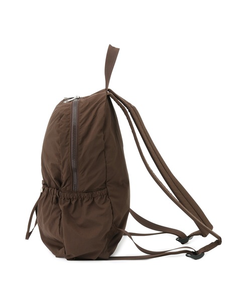 VIS（ビス）の「【コンパクトに収納できる】撥水リュック（バックパック/リュック・レディース・キナリ/ブラック/ブラウン系その他2・FREE）」の8枚目の写真