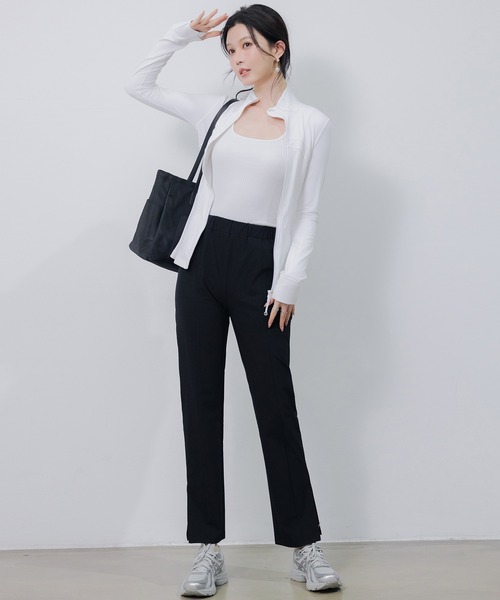 SAISON DE PAPILLON（セゾンドパピヨン）の「機能素材UVカット・ジョガーパンツ（その他パンツ・レディース・ブラック・M）」の8枚目の写真