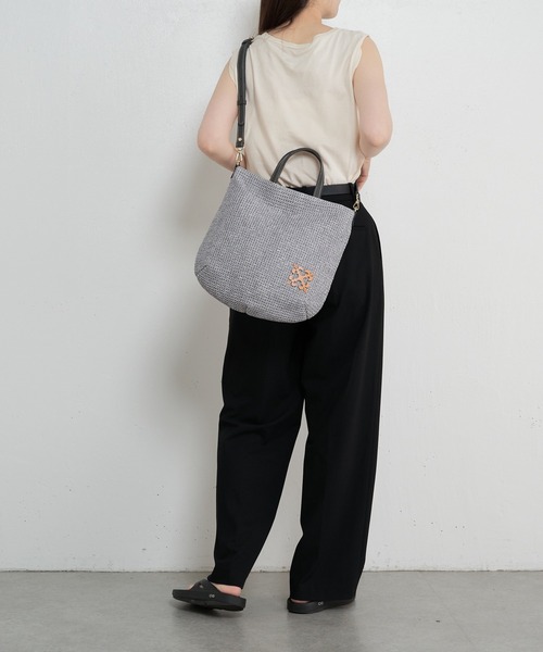 russet（ラシット）の「［ラフィアシリーズ］レザーモチーフ付き