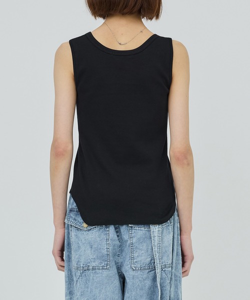 PUBLIC TOKYO(パブリックトウキョウ)の「ノースリーブストレッチリブタンク(タンクトップ・レディース・ブラック/オレンジ/ホワイト・FREE)」の6枚目の写真