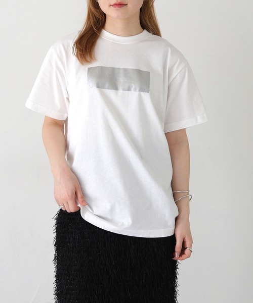 cheriella(シェリエラ)の「【cheriella】WEB限定ヴィンテージ箔プリントロゴTシャツ WEB LIMITED VINTAGE FOIL PRINT LOGO T-SHIRT(Tシャツ/カットソー・レディース・ブラック×ゴールド/ホワイト×シルバー/ブラック×シルバー/ホワイト×ゴールド・S/M/L)」の10枚目の写真