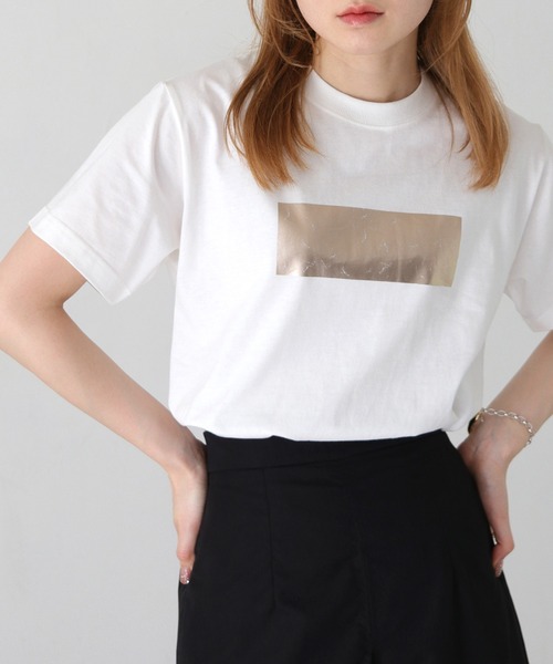 cheriella(シェリエラ)の「【cheriella】WEB限定ヴィンテージ箔プリントロゴTシャツ WEB LIMITED VINTAGE FOIL PRINT LOGO T-SHIRT(Tシャツ/カットソー・レディース・ブラック×ゴールド/ホワイト×シルバー/ブラック×シルバー/ホワイト×ゴールド・S/M/L)」の20枚目の写真