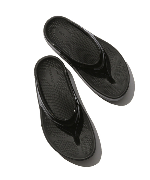 ROPE' PICNIC(ロペピクニック)の「【OOFOS/ウーフォス】OOmega【公式サイト限定】(サンダル・レディース・ブラック/ベージュ系その他2・23.0cm/24.0cm)」の8枚目の写真