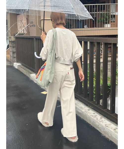 Ungrid（アングリッド）の「スリーブボリュームショートスウェット（スウェット・レディース・グリーン系その他/ライトグレー/ピンク/チャコールグレー・FREE）」の13枚目の写真