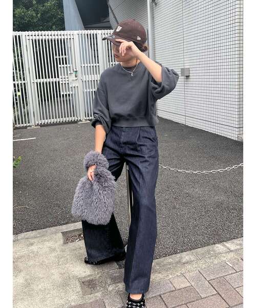 Ungrid（アングリッド）の「スリーブボリュームショートスウェット（スウェット・レディース・グリーン系その他/ライトグレー/ピンク/チャコールグレー・FREE）」の18枚目の写真