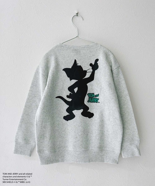 Tom＆Jerry（トムアンドジェリー）の「TOM &JERRY トムとジェリー バックプリント オーバーサイズ 裏起毛トレーナー（スウェット・キッズ・ネイビー/グレー系その他3/グリーン系その他/ブラック系その他/グレー系その他/グレイッシュベージュ/グレー系その他2/ベージュ系その他2/ヘザーチャコール/杢グレー/チャコールグレー/グリーン/ベージュ系その他/ブラック/オートミール/ベージュ・160cm/150cm/140cm/130cm/120cm/110cm）」の11枚目の写真