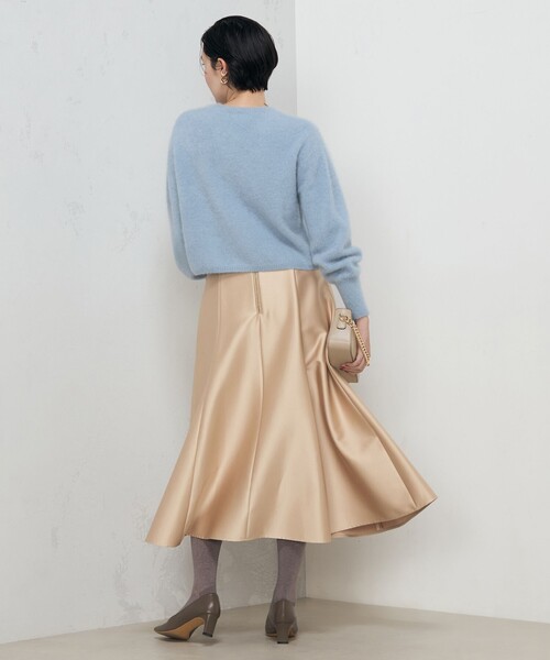 NOLLEY’S Sophi（ノーリーズソフィ）の「ヘアリーショート丈クルーネックプルオーバーニット（ニット/セーター・レディース・グレー/グレイッシュベージュ/サックスブルー・38）」の22枚目の写真