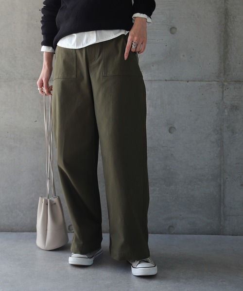 HUG.U（ハグユー）の「脚長ベイカーパンツ（カーゴパンツ・レディース・ベージュ/ブラック/ダークオリーブ・M(レギュラー丈)/L(トール丈)/XL(レギュラー丈)/XL(トール丈)/M(トール丈)/L(レギュラー丈)）」の13枚目の写真