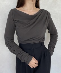 JUNOAH（ジュノア）の「ドレープデザインカットソー（Tシャツ/カットソー）」