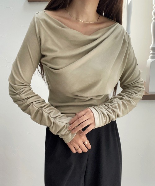 JUNOAH（ジュノア）の「ドレープデザインカットソー（Tシャツ/カットソー・レディース・ブラック/チャコール/グレイッシュベージュ/ライトグレー/ホワイト・X-LARGE/LARGE/MEDIUM）」の10枚目の写真