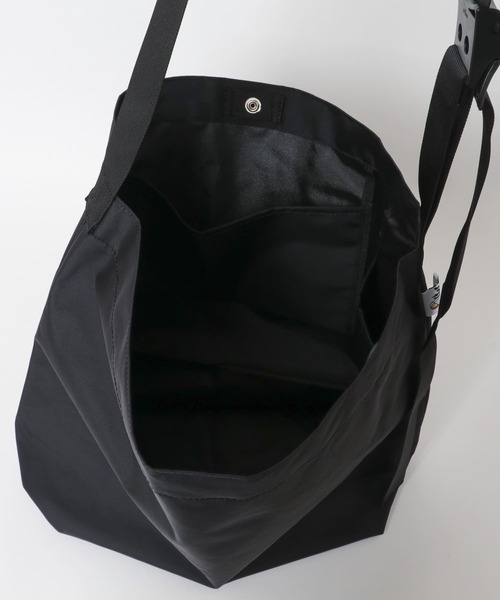 Drifter(ドリフター)の「DRIFTER プレーンショルダーバッグ(ショルダーバッグ・レディース・モカ/ブラック・ONE)」の11枚目の写真