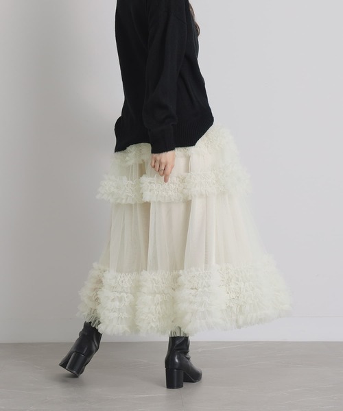 somari imagination(ソマリ イマジネーション)の「『フリルティアードチュールスカート』(スカート・レディース・アイボリー/グリーン/チャコール・1/2)」の10枚目の写真