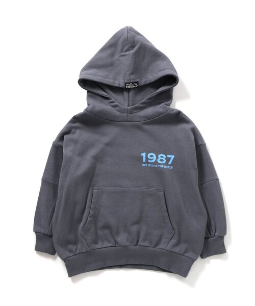 BREEZE(ブリーズ)の「【WEB限定】ゆるシルエットパーカー(パーカー・キッズ・チャコール/ネイビー・110/100/90/80/140/130/120)」の4枚目の写真