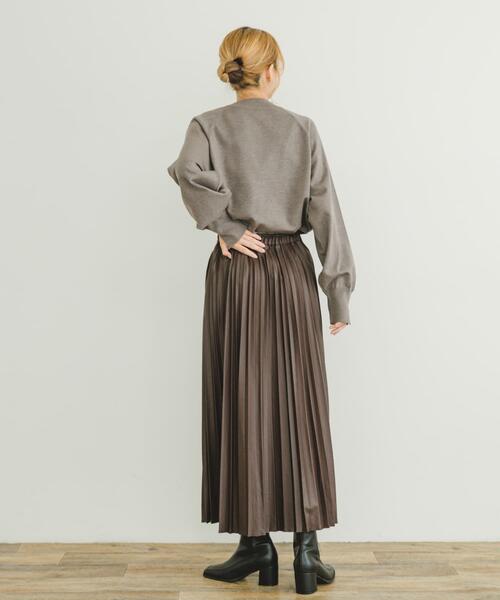 ITEMS URBANRESEARCH(アイテムズ アーバンリサーチ)の「フェイクレザープリーツスカート(スカート・レディース・ブラック/ブラウン・FREE)」の15枚目の写真