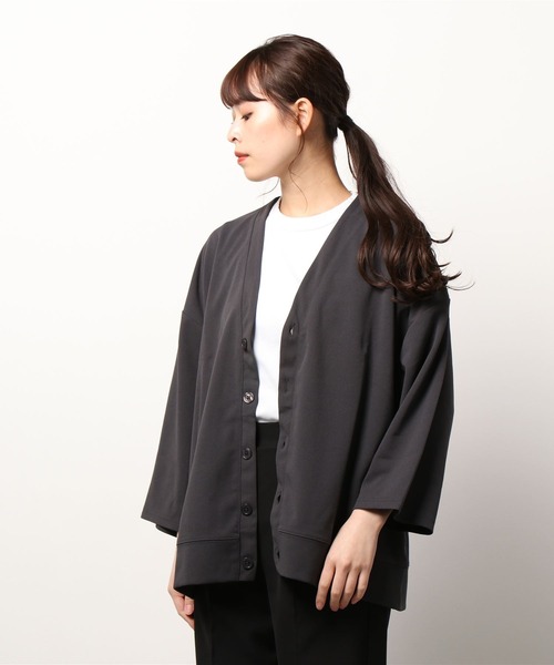 ARCHIVER(アーカイバ)の「【Bk】梨地 オーバーサイズカーディガン(カーディガン/ボレロ・レディース・チャコール・MEDIUM/LARGE)」の7枚目の写真