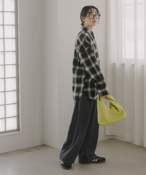 210nouve（トゥージュヌーブ）の「オンブレチェック オーバーサイズ シャツ（シャツ/ブラウス・レディース・ブラック/ホワイト/ベージュ/ブラウン/ブルー・FREE）」の8枚目の写真