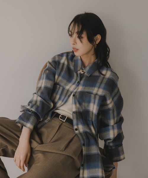 210nouve（トゥージュヌーブ）の「オンブレチェック オーバーサイズ シャツ（シャツ/ブラウス・レディース・ブラック/ホワイト/ベージュ/ブラウン/ブルー・FREE）」の19枚目の写真