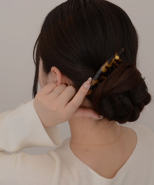 TONE SELECT GOODS（トーンセレクトグッズ）の「【resonance】べっ甲 ゴールドプレート ヘアコーム（その他ヘアアクセサリー・レディース・ベージュ系/ブラック系・FREE）」の9枚目の写真