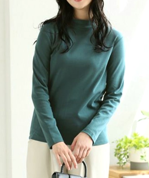 itto...(イット)の「選べるネック!ハイネックorタートルネックピーチ起毛スムースカットソー(Tシャツ/カットソー・レディース・ブラック系その他/ホワイト系その他/ホワイト/ブルー/レッド/グレー/ブラック/レッド系その他/ブルー系その他/グレー系その他/グリーン/グリーン系その他・M/XL/L)」の7枚目の写真
