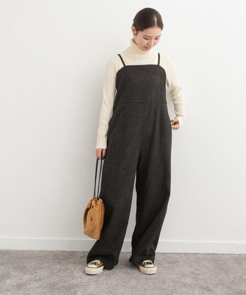 URBAN RESEARCH DOORS(アーバンリサーチドアーズ)の「ネップツイードサロペット(サロペット/オーバーオール・レディース・チャコールグレー/ライトベージュ・MEDIUM/SMALL)」の4枚目の写真