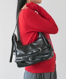 LinoU.（リノユー）の「ベルトデザインショルダーバッグ（ショルダーバッグ）」