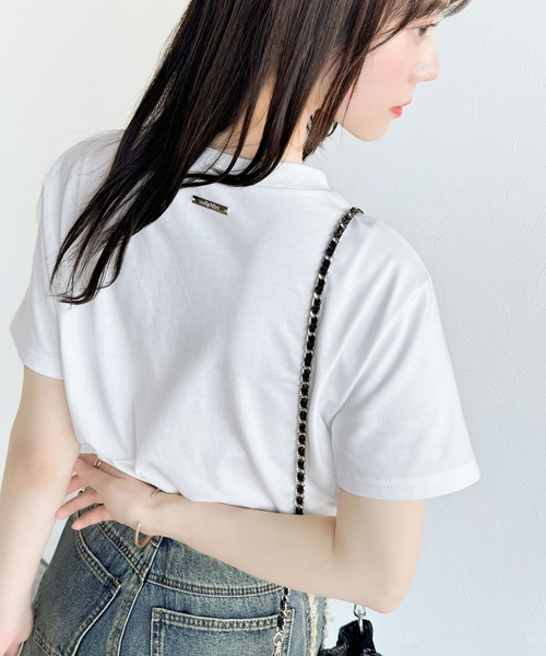 mily bilet(ミウィビレット)の「【mily bilet】カラーの魔法。軽やかに、映え!!ロゴプレート付きカラーフレンチコード刺繍Tシャツ(半袖)(Tシャツ/カットソー・レディース・ホワイト×レッド/ホワイト×グリーン/ブラック/レッド/ブラウン/オートミール・X-LARGE/SMALL/MEDIUM/LARGE)」の9枚目の写真