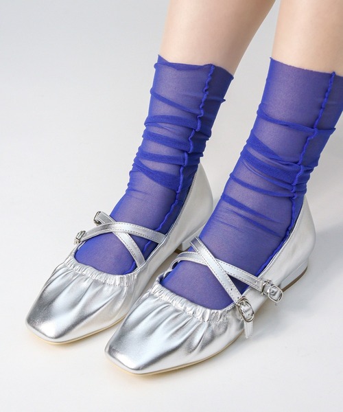 LibertyDoll（リバティードール）の「メリージェーン スクエアトゥギャザーバレエパンプス（バレエシューズ・レディース・アイボリー/シルバー/ブラック・LL/3L/SS/S/M/L）」の9枚目の写真