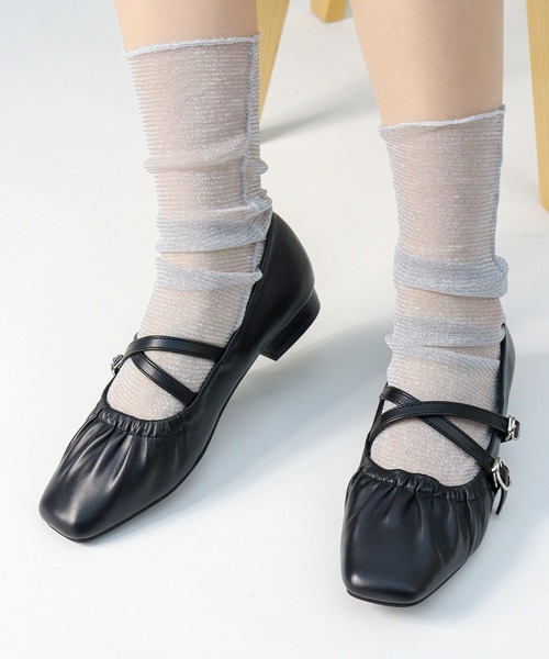 LibertyDoll（リバティードール）の「メリージェーン スクエアトゥギャザーバレエパンプス（バレエシューズ・レディース・アイボリー/シルバー/ブラック・LL/3L/SS/S/M/L）」の10枚目の写真