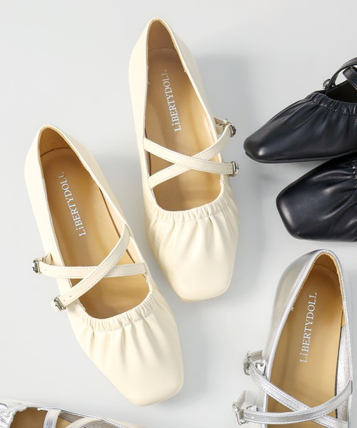 LibertyDoll（リバティードール）の「メリージェーン スクエアトゥギャザーバレエパンプス（バレエシューズ・レディース・アイボリー/シルバー/ブラック・LL/3L/SS/S/M/L）」の8枚目の写真