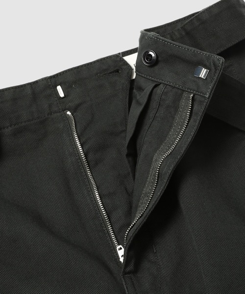 LEMAIRE(ルメール)の「TWISTED BELTED PANTS(その他パンツ・メンズ・ブラック・M/S)」の7枚目の写真