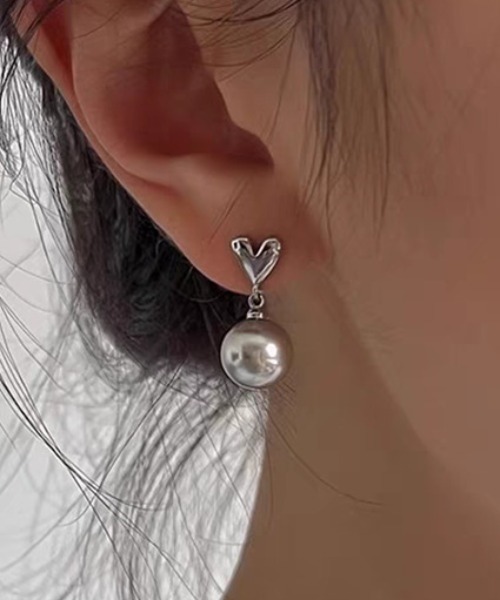 パール＆ハートピアス（ピアス（両耳用））｜mebole（メボレ）の