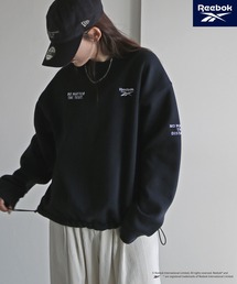 COURO（コウロ）の「【Reebok/リーボック】 別注 3ポイント刺繍裾ドロストクルーネックスウェット（スウェット）」