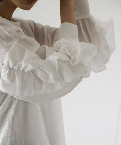 select MOCA Et(セレクトモカエト)の「【Et】Ruffled Sleeve Blouse(シャツ/ブラウス・レディース・ブラック/ホワイト・FREE)」の11枚目の写真