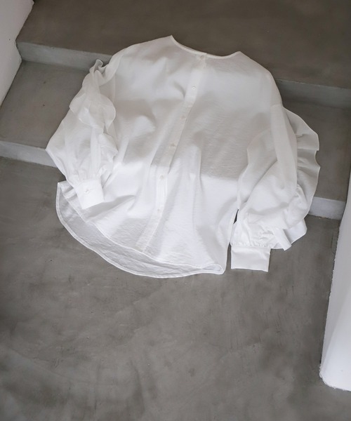 select MOCA Et(セレクトモカエト)の「【Et】Ruffled Sleeve Blouse(シャツ/ブラウス・レディース・ブラック/ホワイト・FREE)」の15枚目の写真